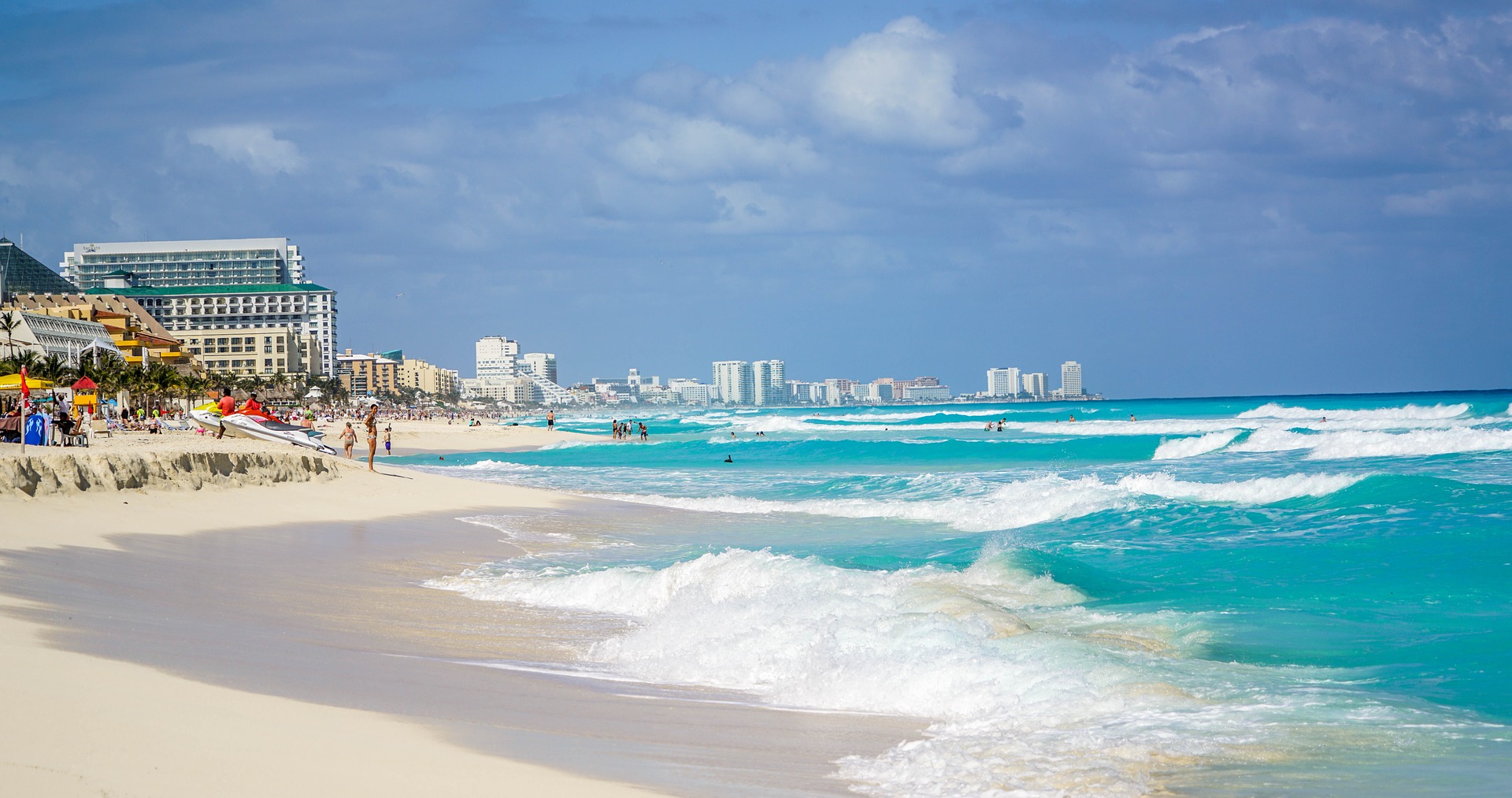 Cancun should be on the list of places everybody should visit by 40